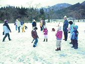 親子で雪遊びしよう