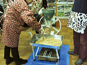 大倉味噌・豆腐作り体験